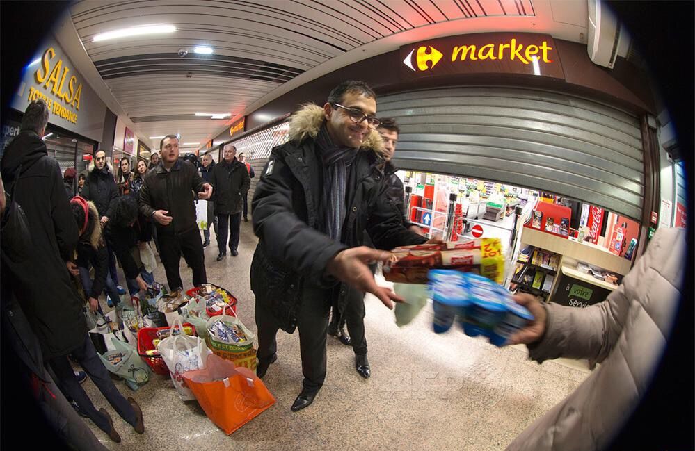 Ces héros ordinaires qui nous font du bien. Arash Derambarsh, 36 ans, élu municipal En finir avec le gaspillage alimentaire.